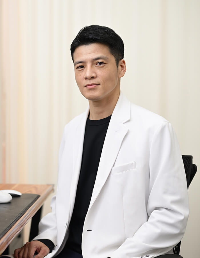 院長 岡部 尚志